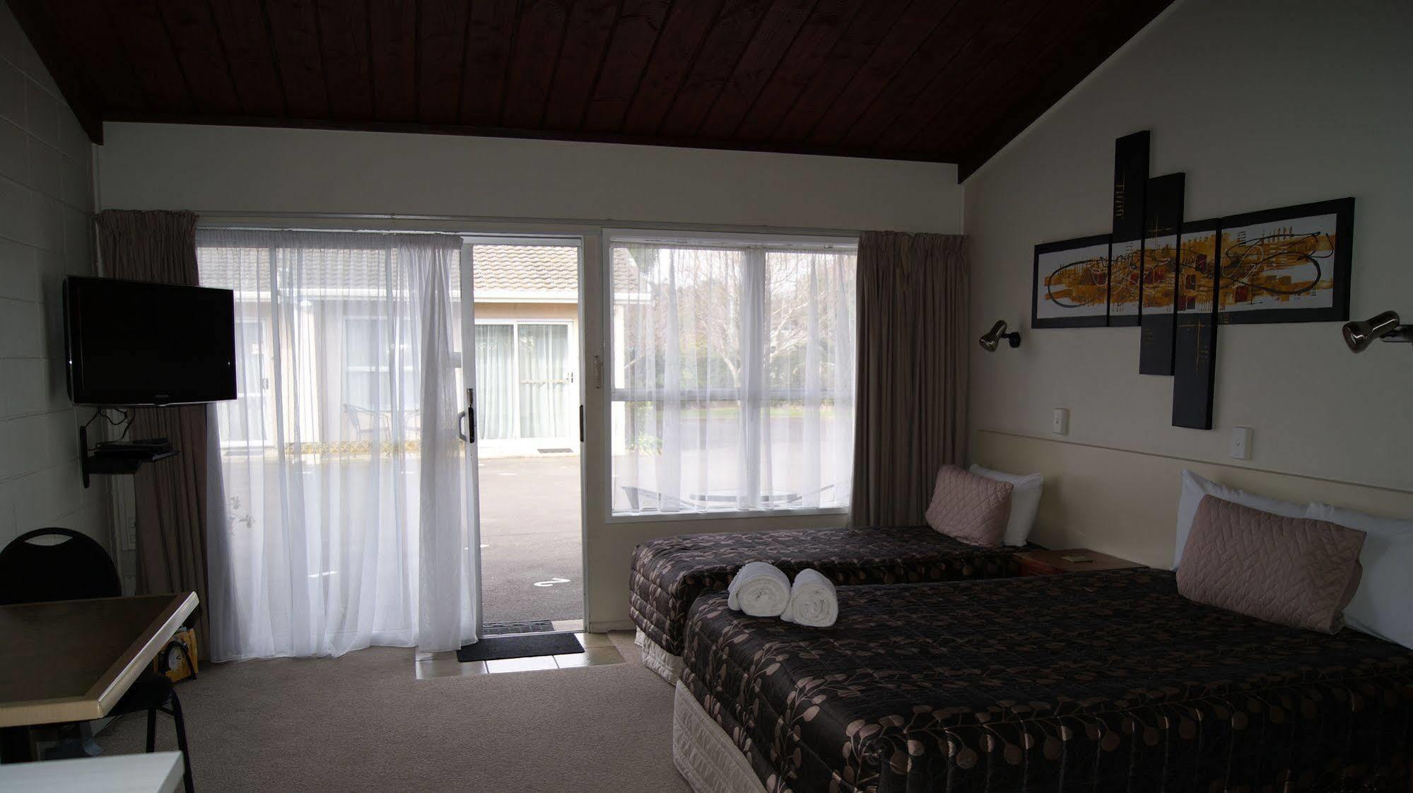 Tourist Court Motel Whakatane Esterno foto