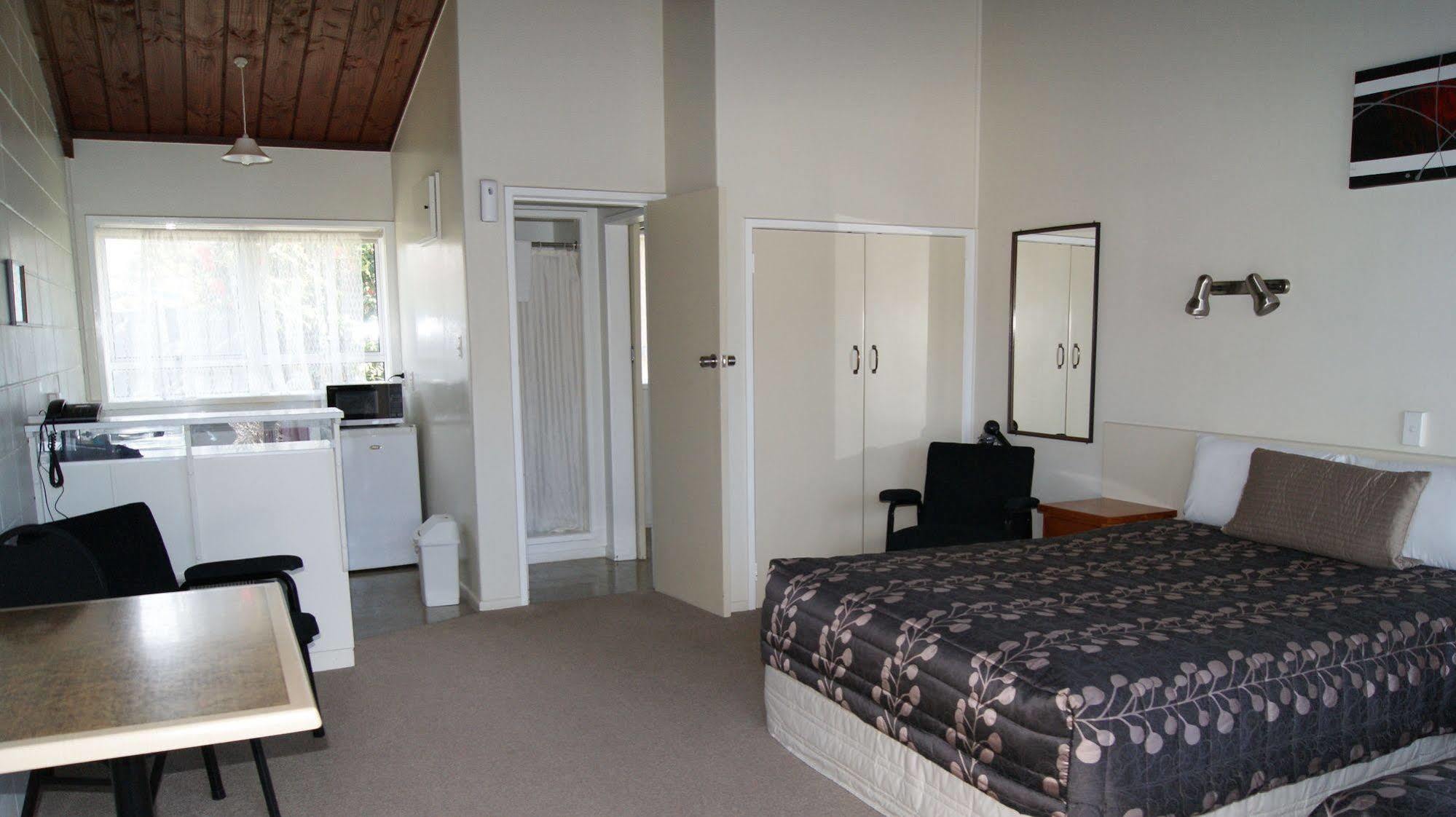 Tourist Court Motel Whakatane Esterno foto