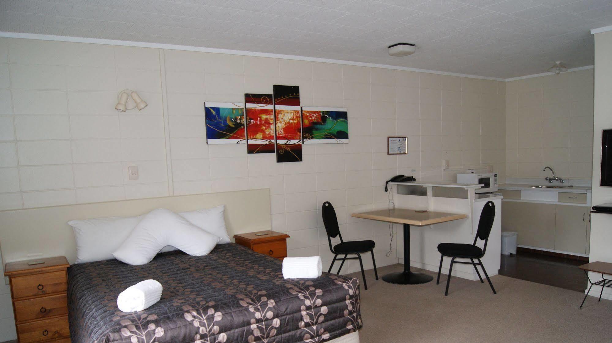 Tourist Court Motel Whakatane Esterno foto