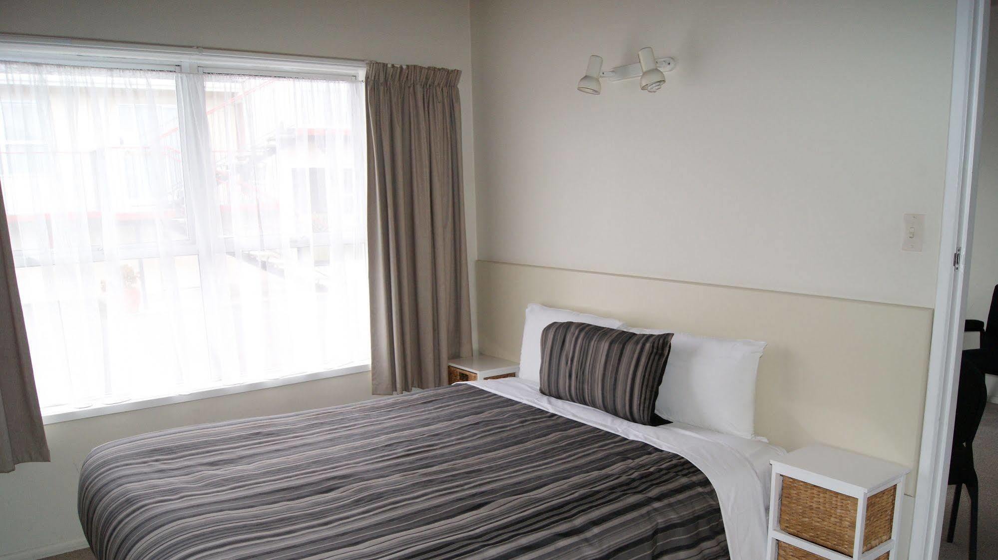 Tourist Court Motel Whakatane Esterno foto