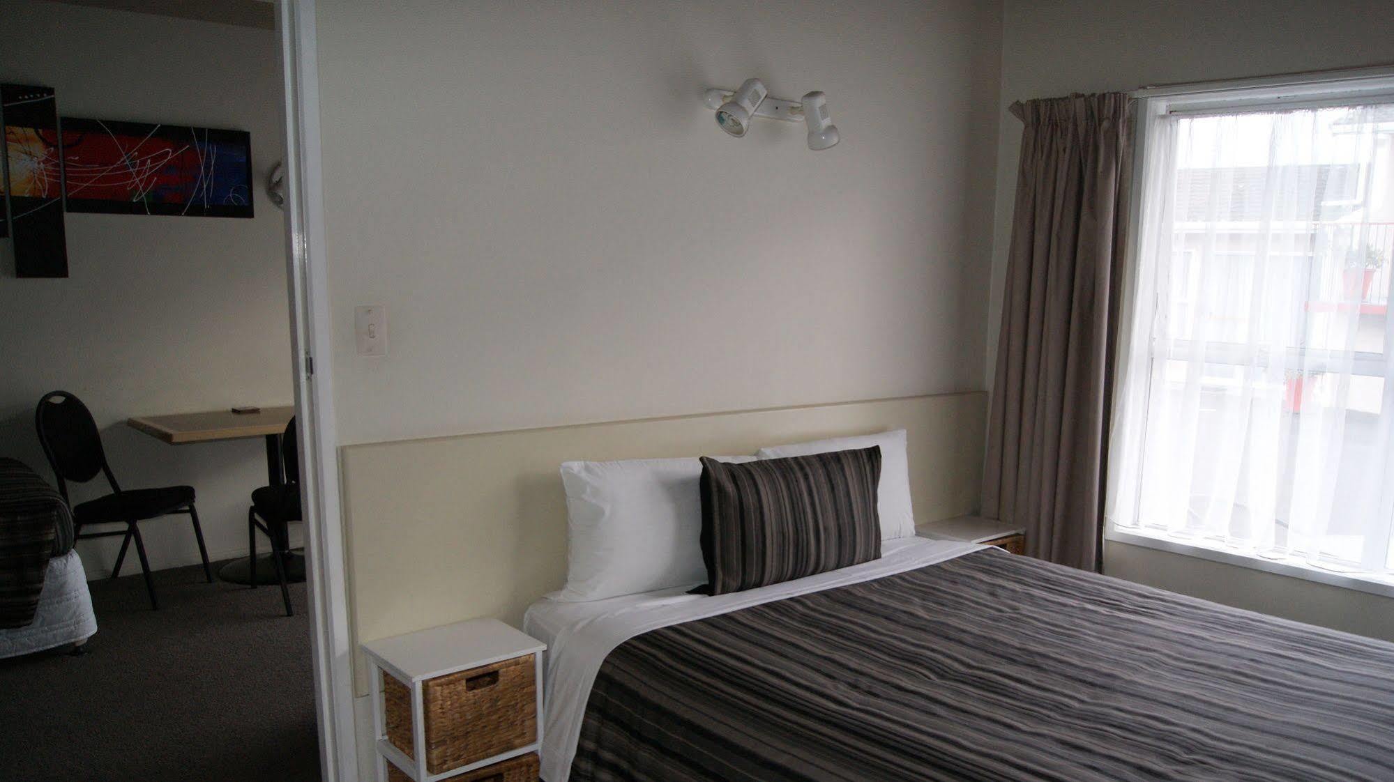 Tourist Court Motel Whakatane Esterno foto